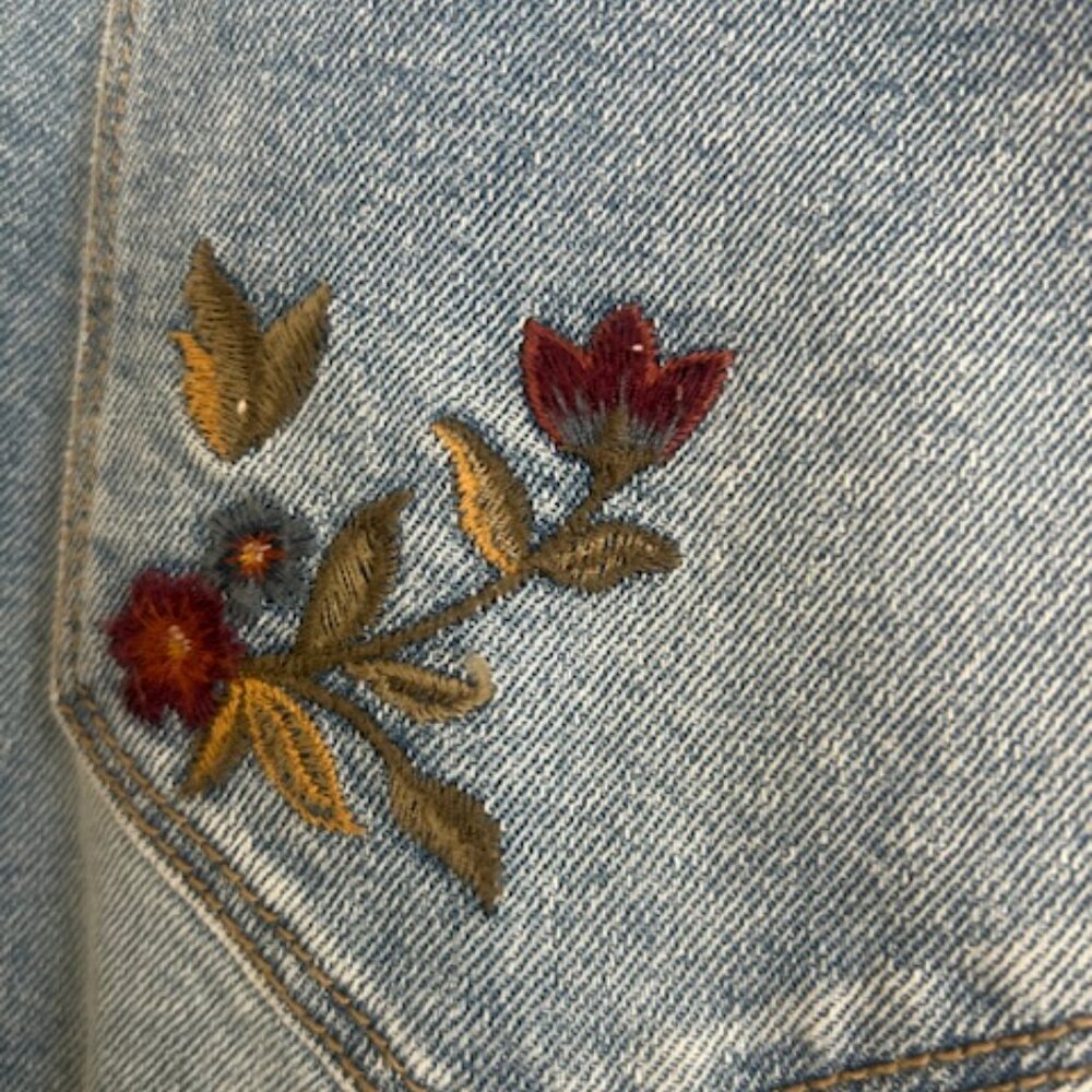 Driftwood Farrah X Zen Embroidered Floral Flare Light Wash Jeans NWT - Picture 12 of 16